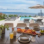 Seaview Elza With Heated Pool, Summer Kitchen, Gym, Seaviews Villa