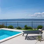 Seaview Elza With Heated Pool, Summer Kitchen, Gym, Seaviews Villa