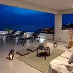 Villa Seaview Elza With Heated Pool, Summer Kitchen, Gym, Seaviews *