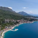 Seaview Elza With Heated Pool, Summer Kitchen, Gym, Seaviews Jesenice (Split-Dalmatia)