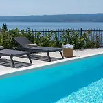 Seaview Elza With Heated Pool, Summer Kitchen, Gym, Seaviews Jesenice (Split-Dalmatia)